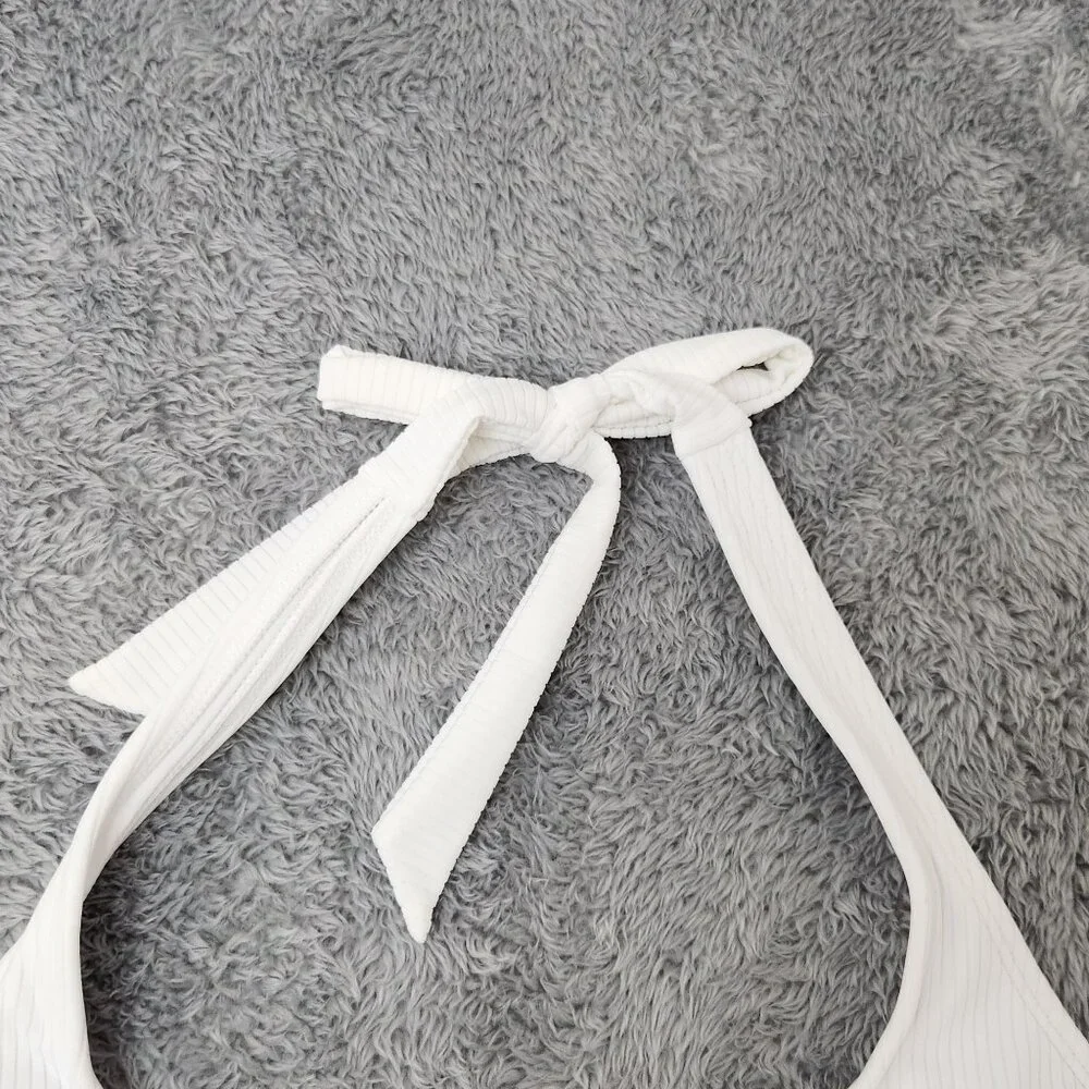 Xhilaration Halter Bikini Top Juniors XL 12-14 White Ribbed‎ Adjustable Back